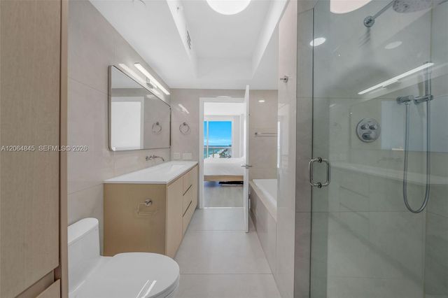 6365 Collins Avenue 2804, Miami Beach, FL 33141