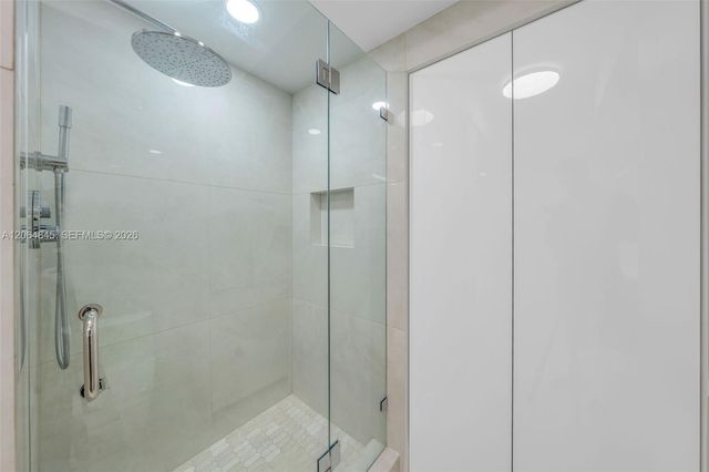 6365 Collins Avenue 2804, Miami Beach, FL 33141