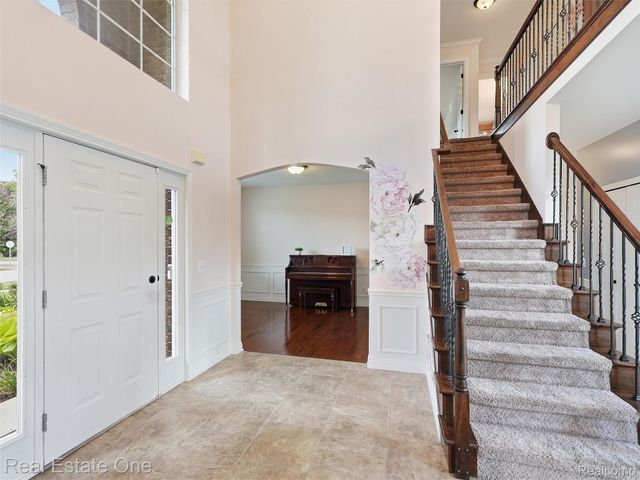 21640 Pine Cone Drive, Macomb Township, MI 48042
