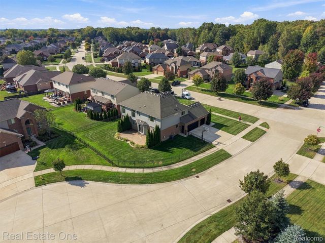 21640 Pine Cone Drive, Macomb Township, MI 48042