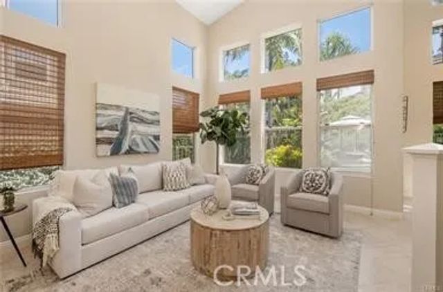 19 Royalston, Mission Viejo, CA 92692