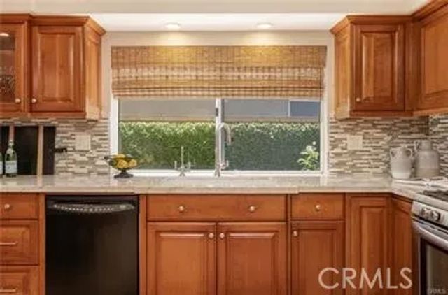 19 Royalston, Mission Viejo, CA 92692