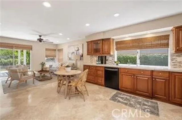 19 Royalston, Mission Viejo, CA 92692