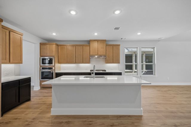 2206 Terllingua Drive, Waxahachie, TX 75165
