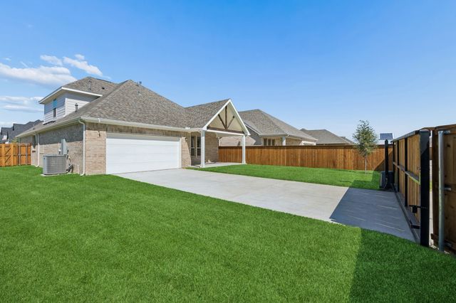 2206 Terllingua Drive, Waxahachie, TX 75165