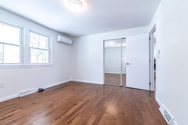 6 Lamplighter Drive, Nashua, NH 03064