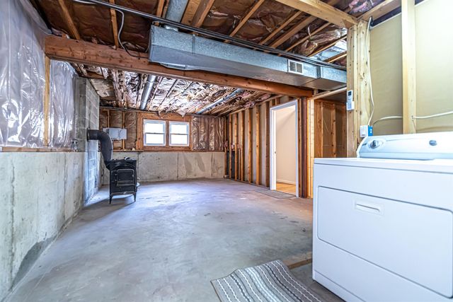 6 Lamplighter Drive, Nashua, NH 03064