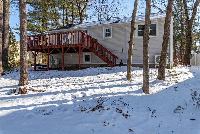6 Lamplighter Drive, Nashua, NH 03064