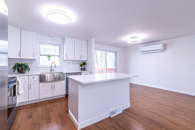 6 Lamplighter Drive, Nashua, NH 03064