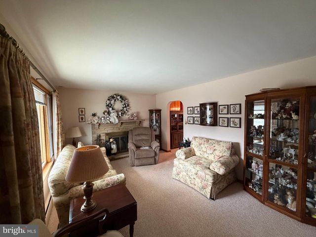 11913 PHYLANE DR, Hagerstown, MD 21742