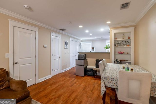 1035 Barnett Shoals Road 725, Athens, GA 30605