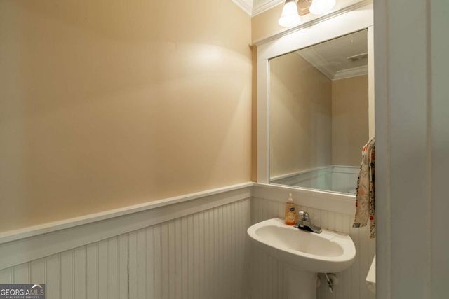 1035 Barnett Shoals Road 725, Athens, GA 30605