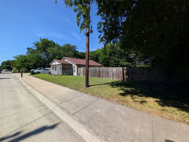 308 Short Street, Mansfield, TX 76063