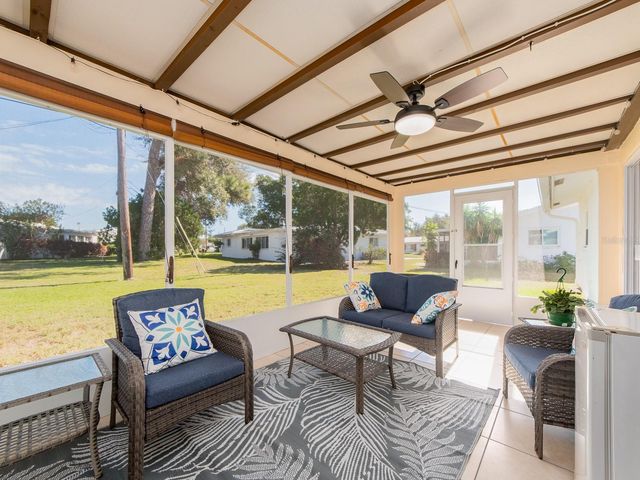 8657 143RD STREET, Seminole, FL 33776