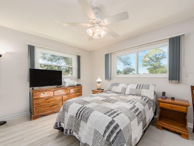 8657 143RD STREET, Seminole, FL 33776