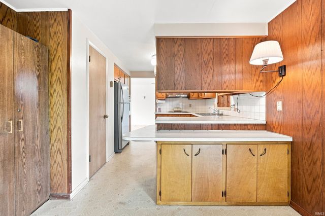 7022 Omaha Court, Fort Wayne, IN 46804