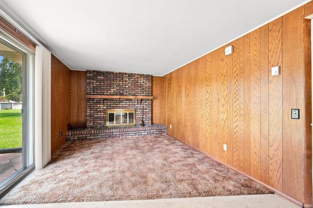 7022 Omaha Court, Fort Wayne, IN 46804