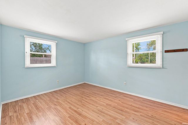 7022 Omaha Court, Fort Wayne, IN 46804