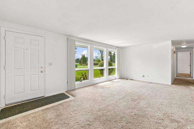 7022 Omaha Court, Fort Wayne, IN 46804
