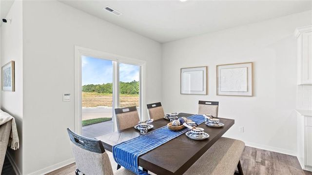 21534 Carrara Circle, Peculiar, MO 64078