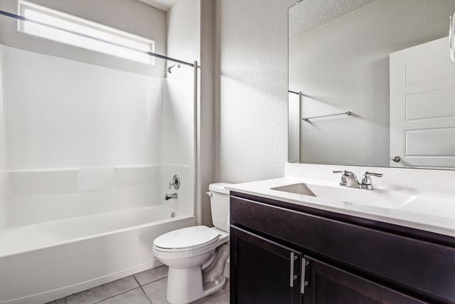 10713 Caresso SW, Albuquerque, NM 87121