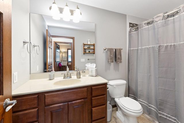 609 4th AVENUE N, Onalaska, WI 54650