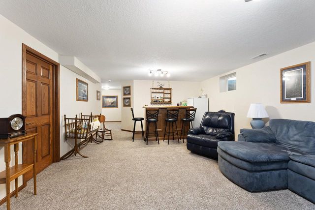 609 4th AVENUE N, Onalaska, WI 54650