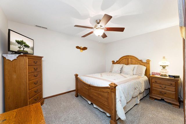 609 4th AVENUE N, Onalaska, WI 54650