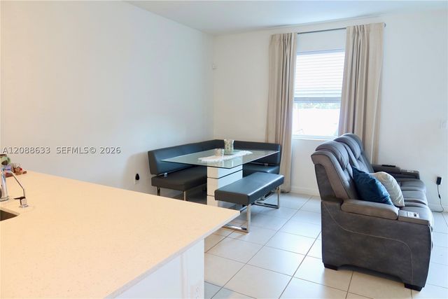 2663 SE 10th St, Homestead, FL 33035