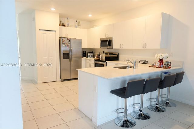 2663 SE 10th St, Homestead, FL 33035