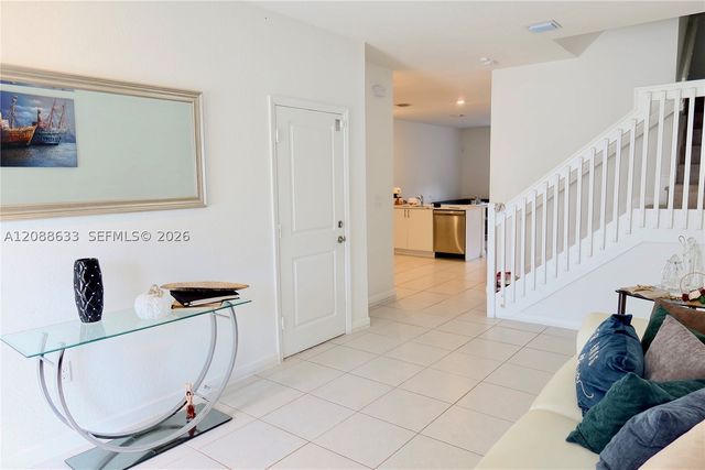2663 SE 10th St, Homestead, FL 33035