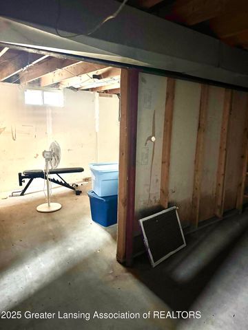 2402 N Stine Road, Charlotte, MI 48813