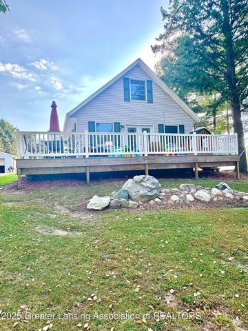 2402 N Stine Road, Charlotte, MI 48813