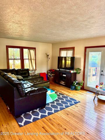 2402 N Stine Road, Charlotte, MI 48813