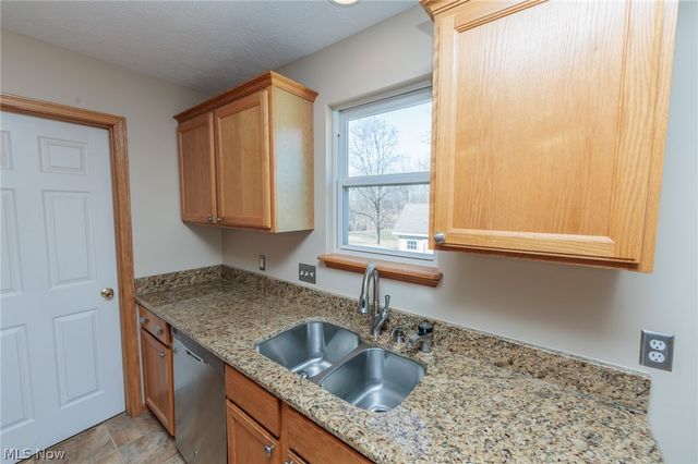 819 Savannah Trail, Medina, OH 44256