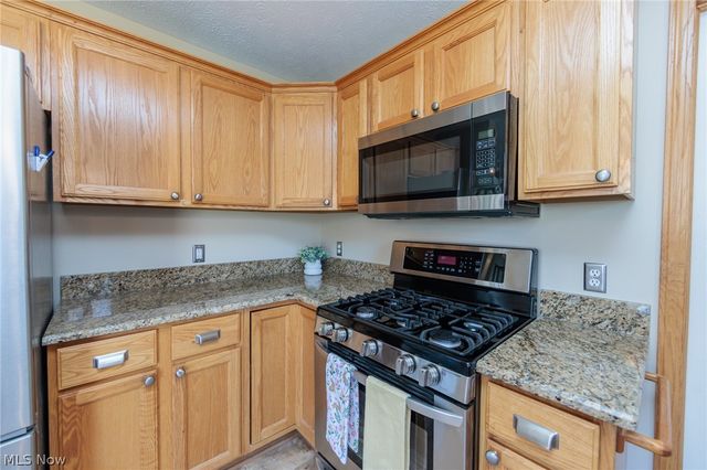 819 Savannah Trail, Medina, OH 44256