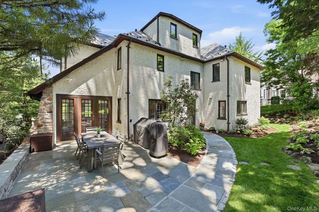 6 Montrose Road, Scarsdale, NY 10583