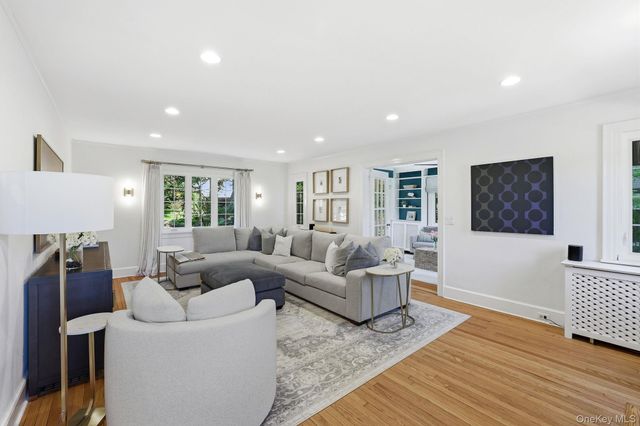 6 Montrose Road, Scarsdale, NY 10583