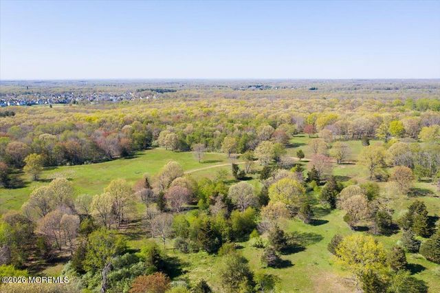 38 Smock Court, Manalapan, NJ 07726