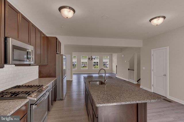 10 INDEPENDENCE CT, Perkasie, PA 18944