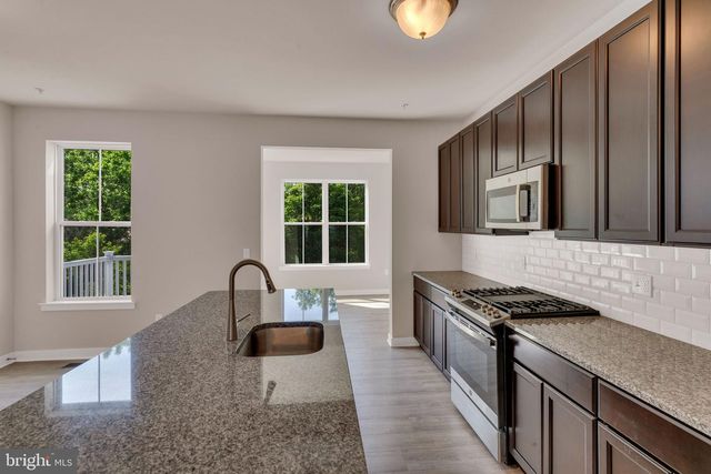 10 INDEPENDENCE CT, Perkasie, PA 18944