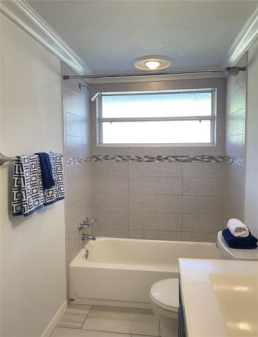 6405 WHITE SANDS TERRACE, Sarasota, FL 34231