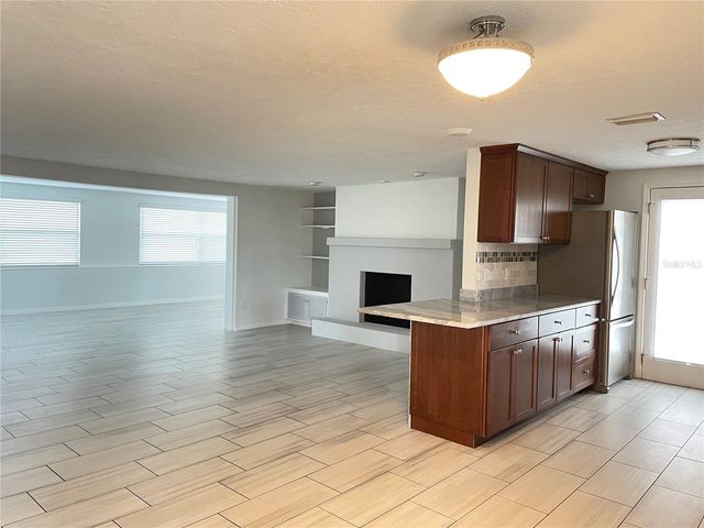 6405 WHITE SANDS TERRACE, Sarasota, FL 34231