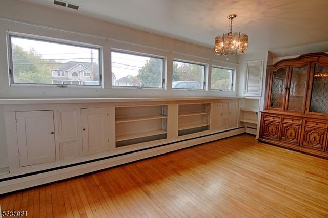 96 Parsippany Rd, Hanover Twp., NJ 07981