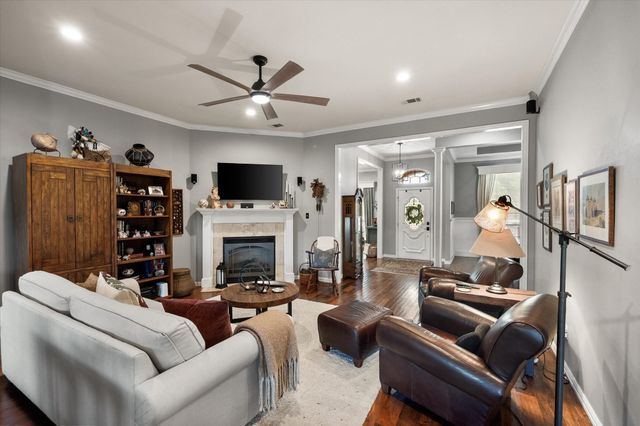 6 Inverness Court, Mansfield, TX 76063