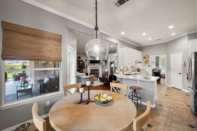 6 Inverness Court, Mansfield, TX 76063