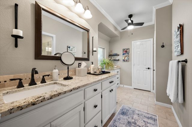 6 Inverness Court, Mansfield, TX 76063