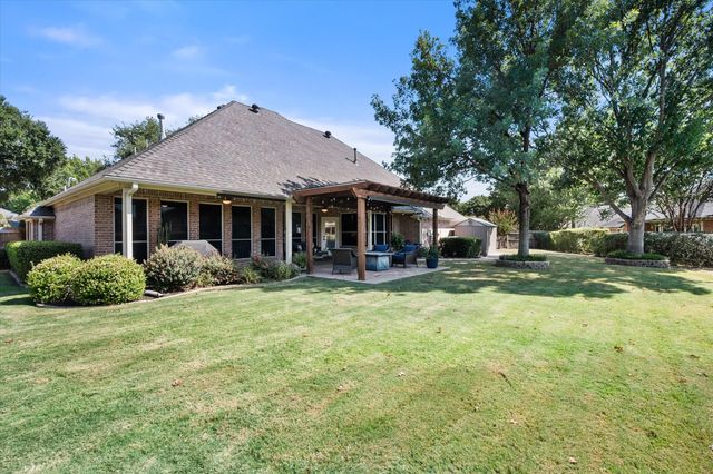 6 Inverness Court, Mansfield, TX 76063