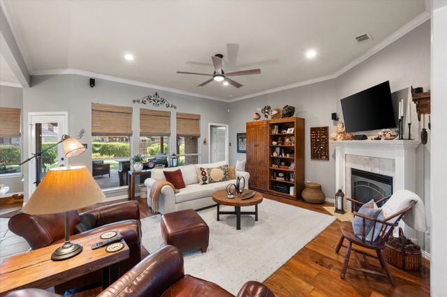 6 Inverness Court, Mansfield, TX 76063