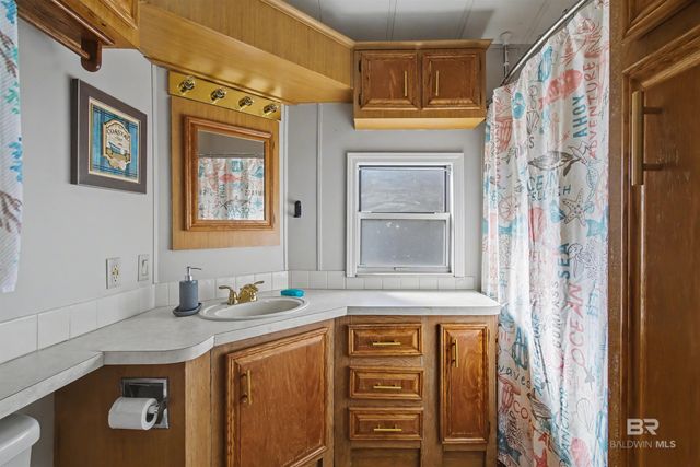 122 Horn Drive, Lillian, AL 36549